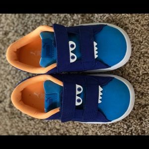 Adorable Monster Pumas!